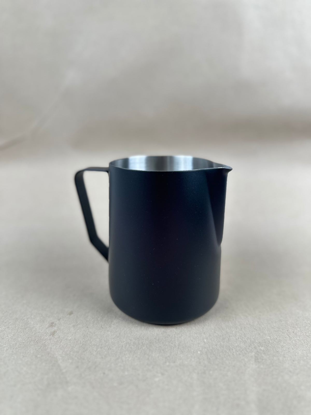 Rhino Classic Pitcher